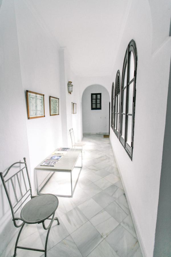 Alohamundi Catedral Apartment เซบีญา ภายนอก รูปภาพ