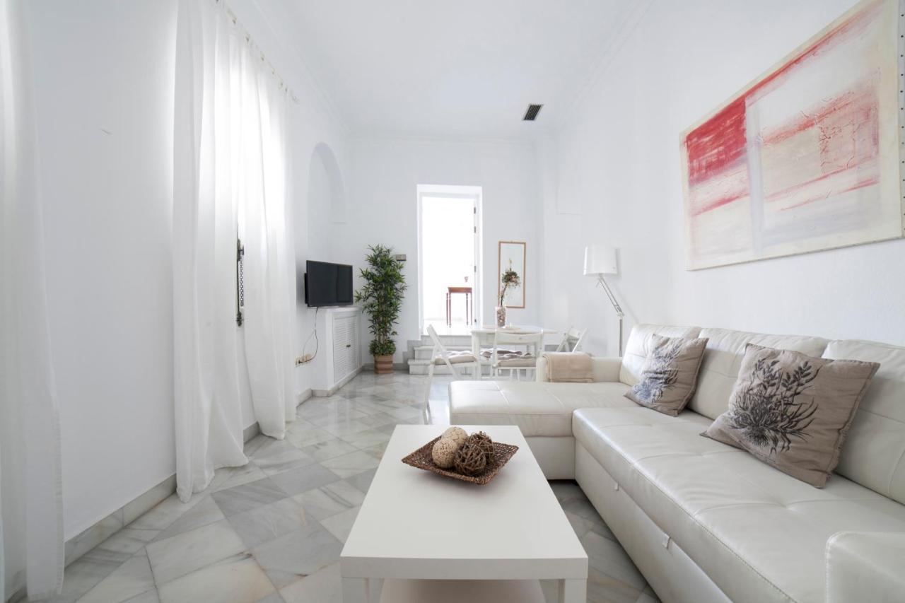 Alohamundi Catedral Apartment เซบีญา ภายนอก รูปภาพ