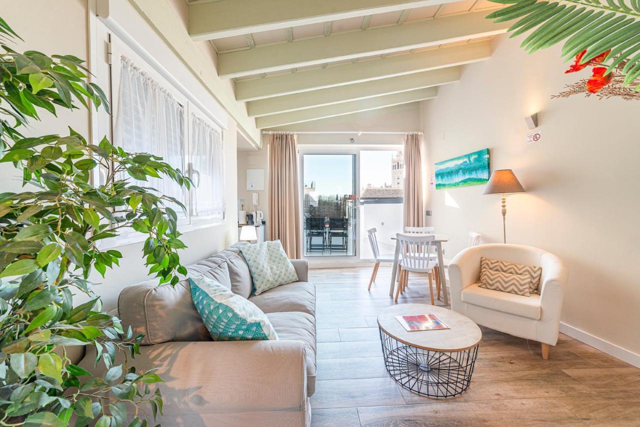 Alohamundi Catedral Apartment เซบีญา ภายนอก รูปภาพ