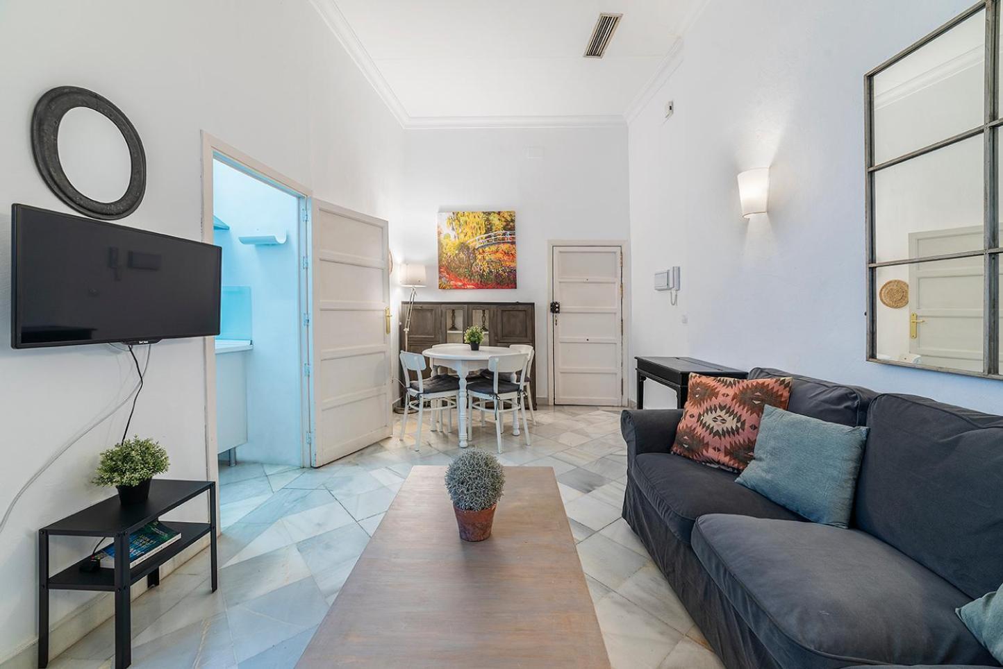 Alohamundi Catedral Apartment เซบีญา ภายนอก รูปภาพ